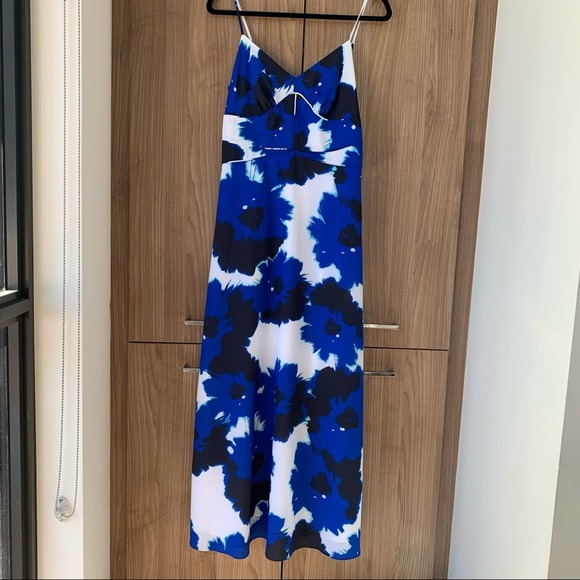 Banana Republic Dresses & Skirts - Banana Republic Floral Paneled Maxi Dress, Blue Floral